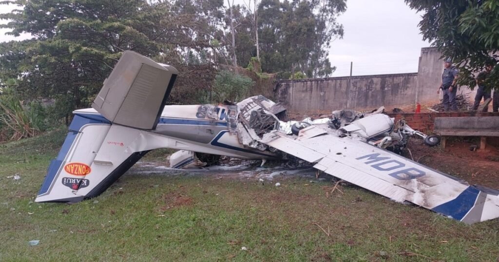 Acidente aéreo em Marília, SP, resulta em mortes e feridos