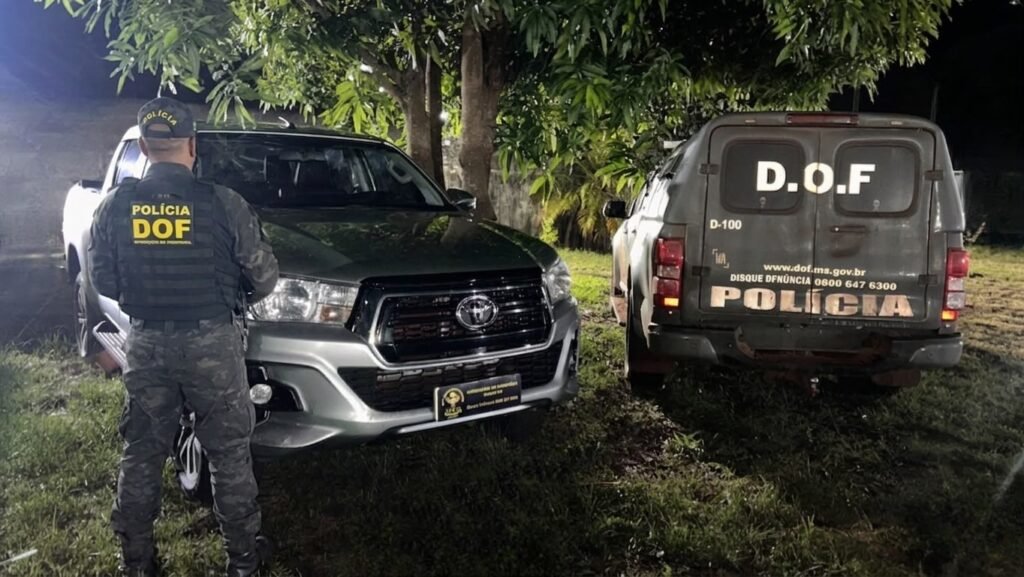 Duas mulheres são presas após recuperação de caminhonete furtada em Amambai