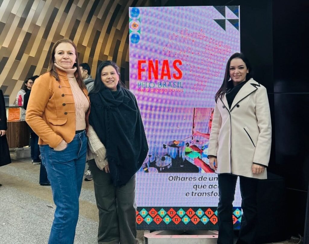 Servidores de Amambai participam de seminário sobre Gestão Financeira da Assistência Social