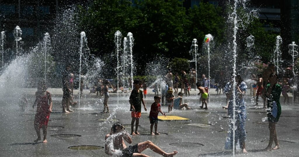 França registra 55 mortes por afogamento em meio à onda de calor