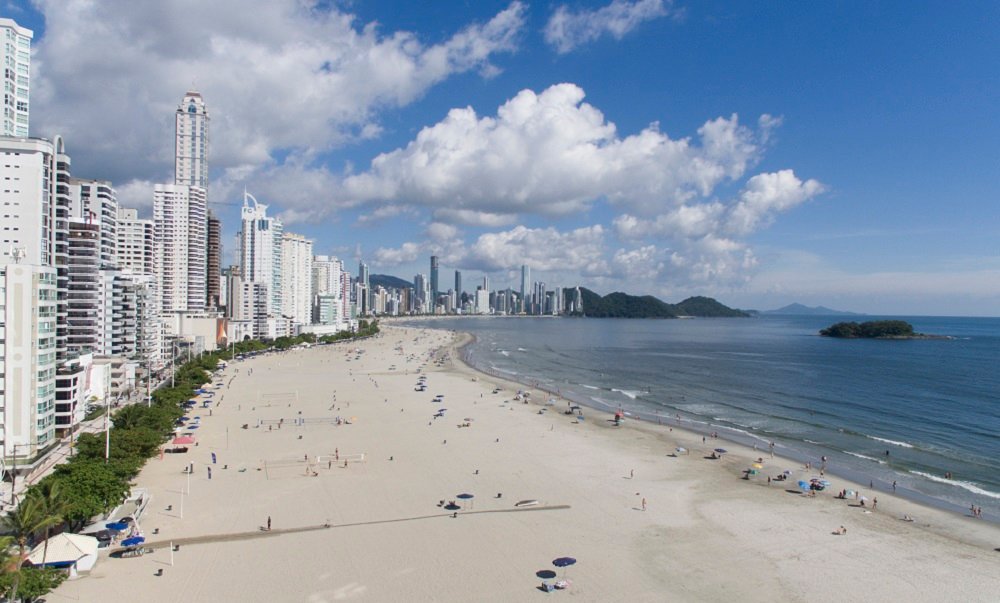 Dicas para arrumar a mala perfeita para o verão em Santa Catarina