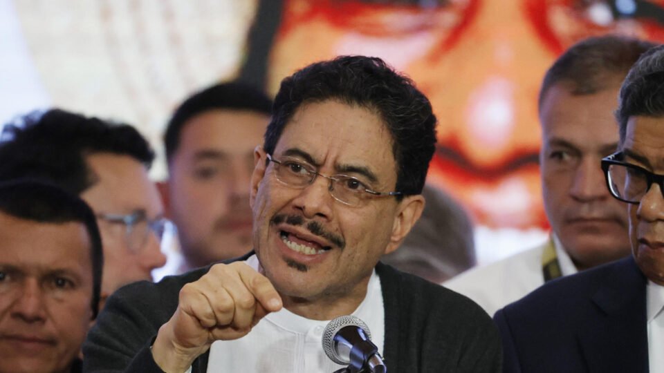 Esquerda colombiana busca judicializar disputa presidencial em meio a desvantagem nas pesquisas