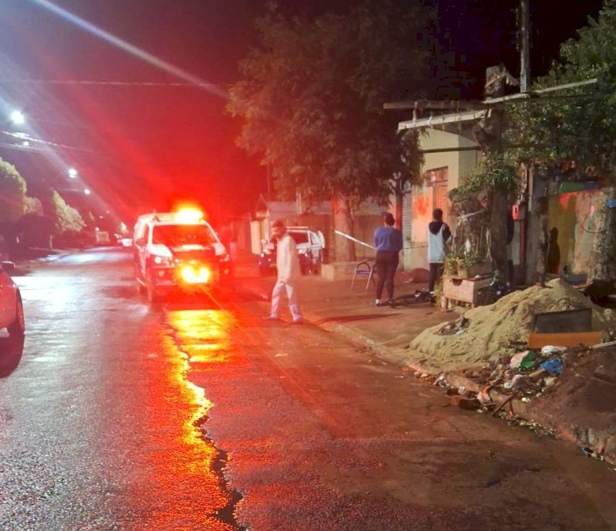 Homem é assassinado a tiros em Ivinhema; uma mulher também fica ferida