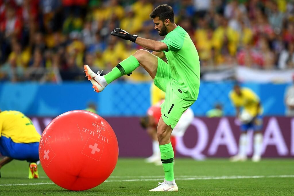 Alisson enfrenta Haiti novamente após histórico gol sofrido em 2016