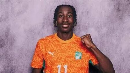 Yan Diomandé SE irrita com entrevistas após vitória da Costa do Marfim na Copa do Mundo