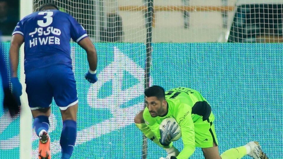 Protestos na Copa do Mundo destacam caso de goleiro iraniano preso