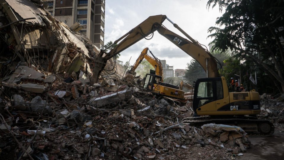 Venezuela contabiliza 50 mil desaparecidos e 920 mortos após terremotos, segundo ONU e governo