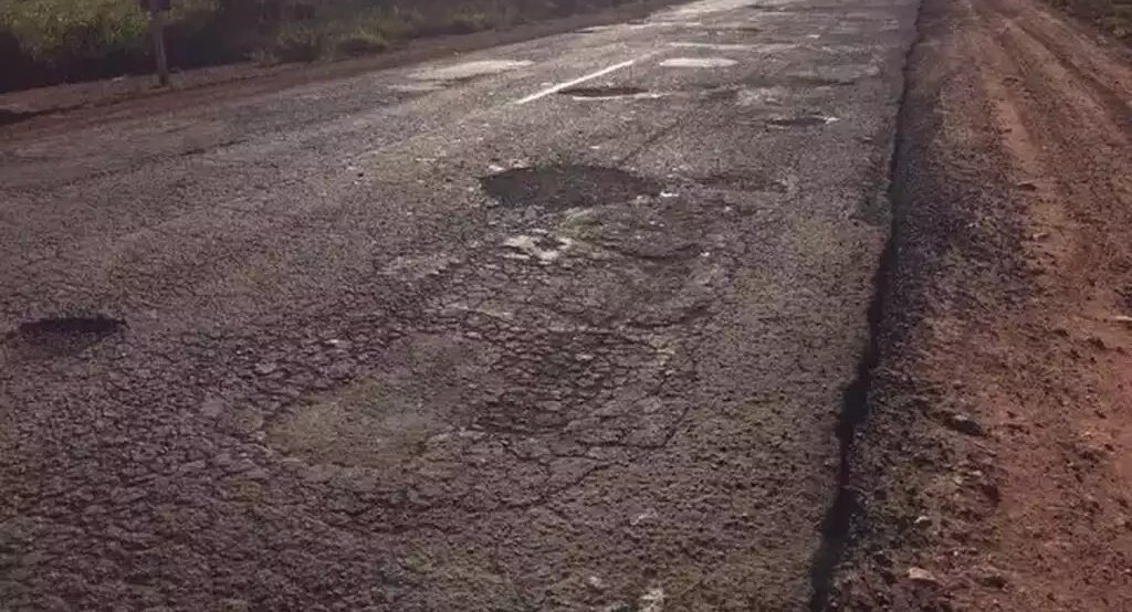 Motorista é detido em MS com carga de 200 quilos de asfalto furtado