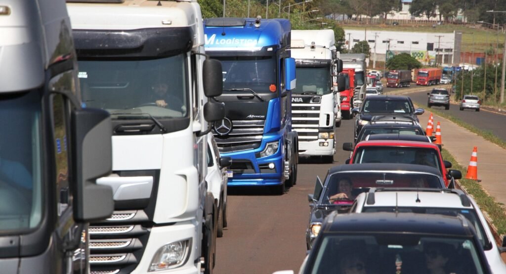 Trânsito em Nova Andradina requer atenção especial neste domingo