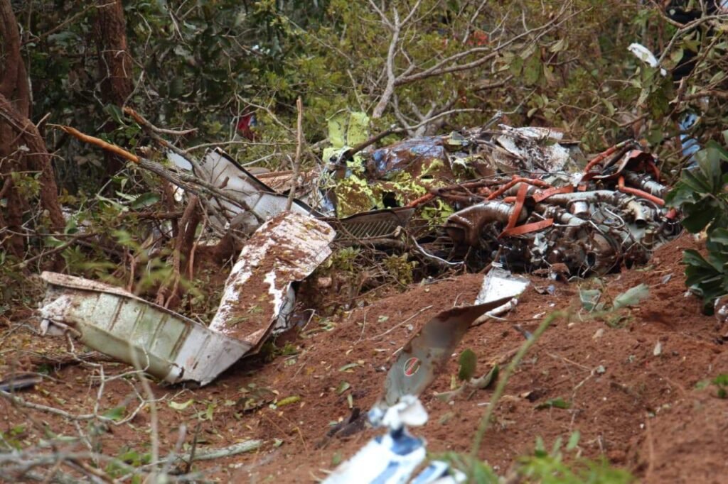 Aeronave cai em Campo Grande e deixa duas vítimas fatais