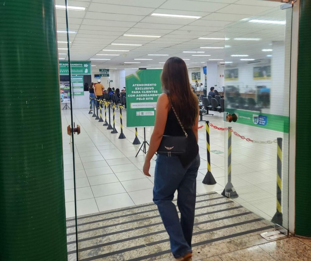 Detran-MS alerta motoristas sobre fraudes digitais em serviços online
