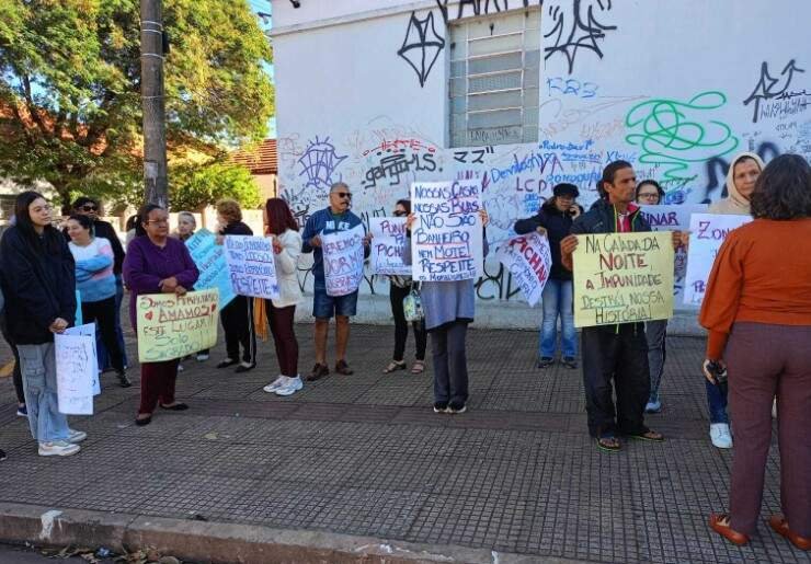 Protestos em Campo Grande por vandalismo em patrimônio histórico e aumento de furtos