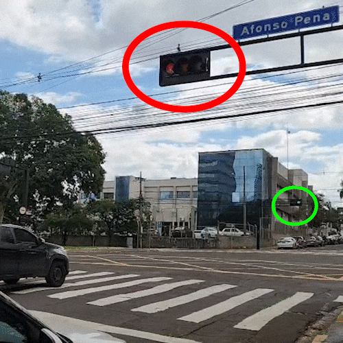 Funcionamento do semáforo na Avenida Afonso Pena gera confusão entre motoristas