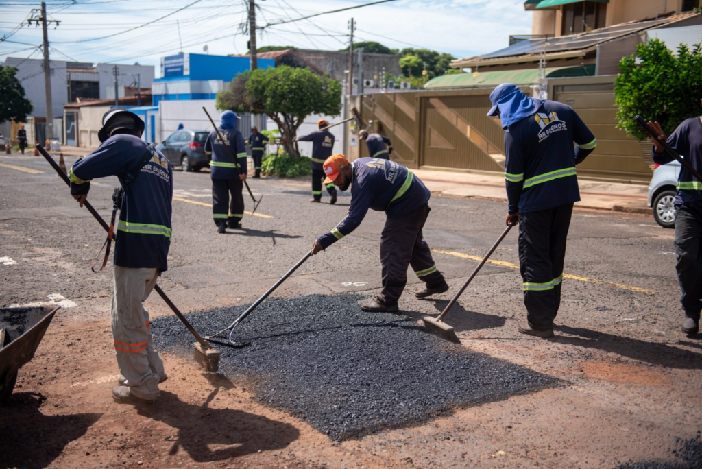 Mutirão de tapa-buracos será realizado nas Moreninhas III neste sábado