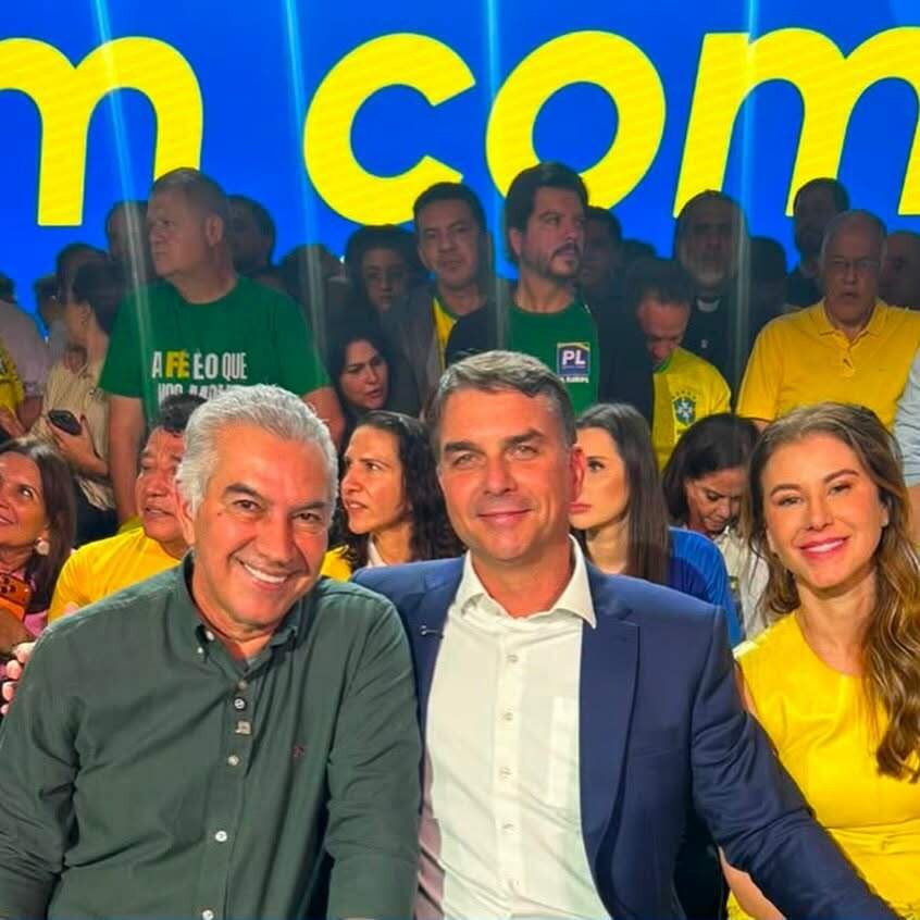 Partido Liberal oficializa Flávio Bolsonaro como candidato à Presidência da República