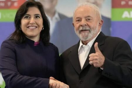Lula é multado por apoio a candidaturas antes do prazo eleitoral