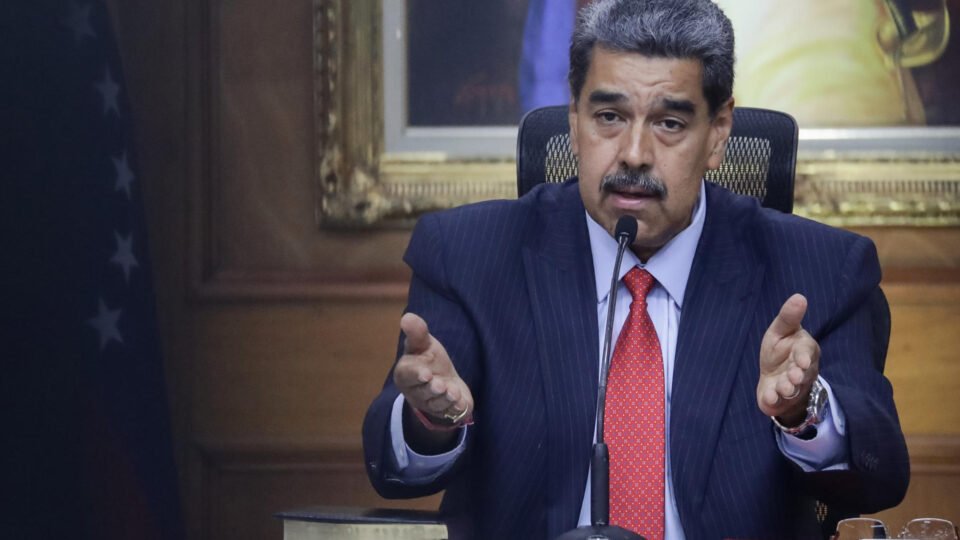 Nicolás Maduro é processado nos EUA por execuções ordenadas durante seu governo