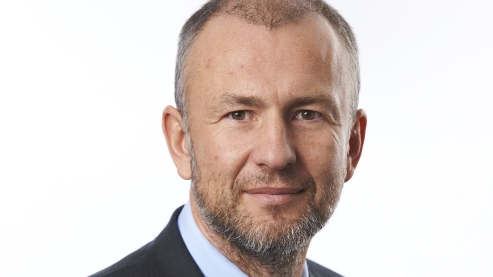 Andrey Melnichenko fala sobre regime de Putin em entrevista reveladora
