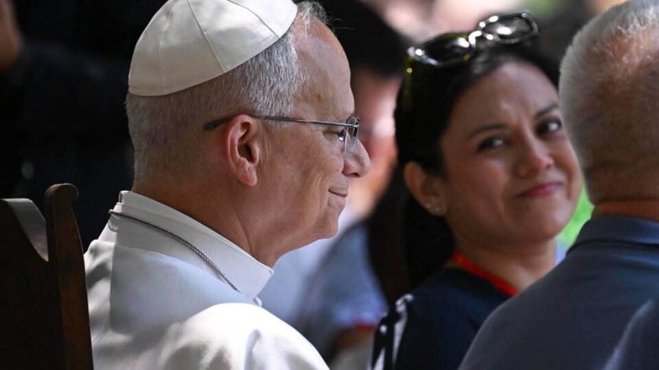 Papa Leão XIV nomeia novo bispo na China em sequência de ordenações