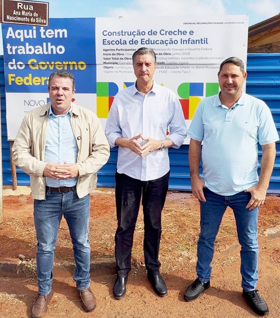 Início das obras de novo CMEI é acompanhado por Sandro Pacheco e Dagoberto Nogueira em Caarapó