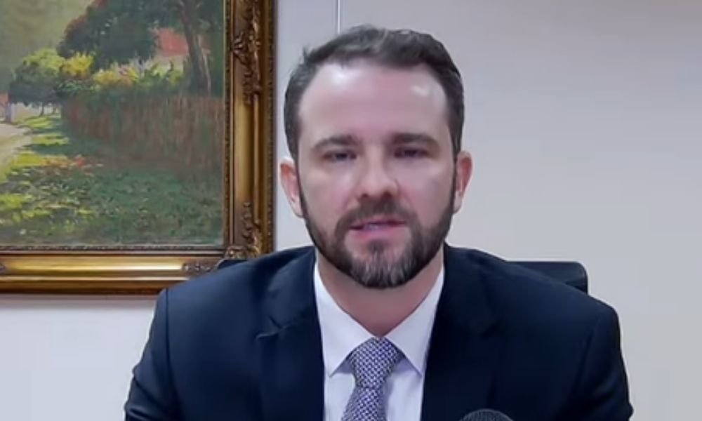 Ministro rebate críticas dos EUA sobre o Pix e espera que tarifas propostas não sejam aplicadas