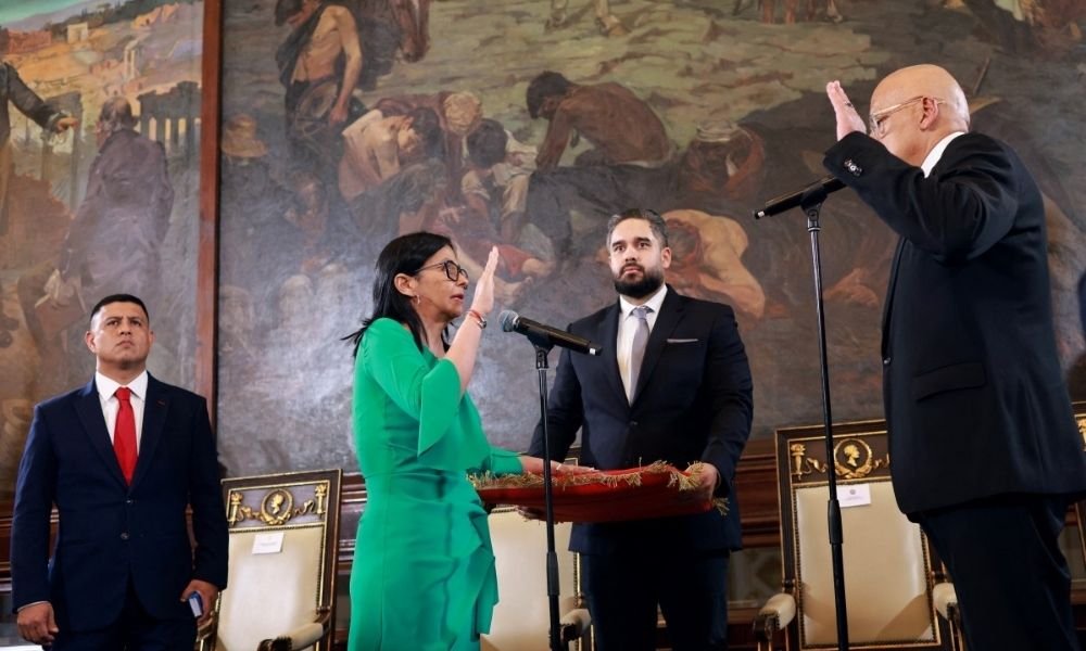 Donald Trump intensifica apoio a Delcy Rodríguez em nova fase na Venezuela