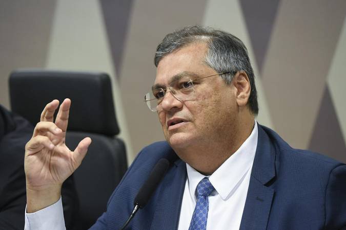 Flávio Dino ratifica cassação do mandato de Chiquinho Brazão por envolvimento no Caso Marielle