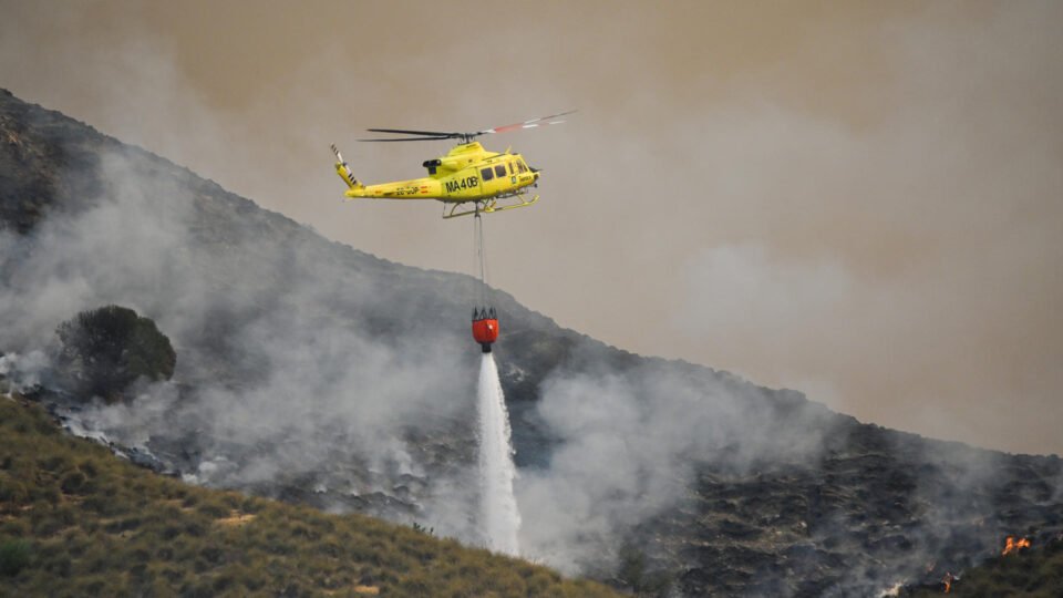 Incêndio florestal na Espanha causa mortes e deixa desaparecidos