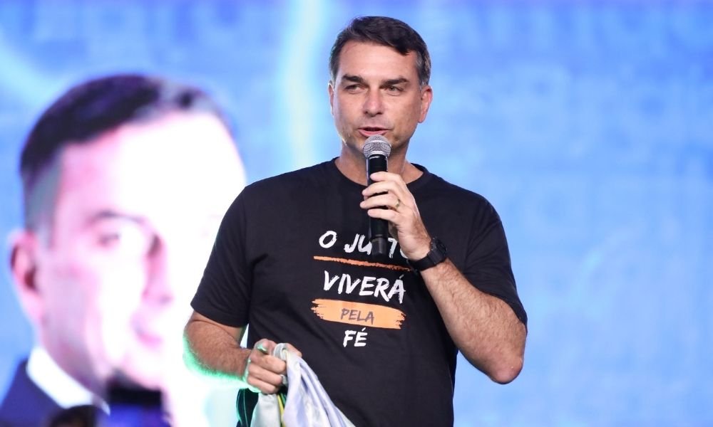 Progressistas opta por neutralidade e afasta apoio a Flávio Bolsonaro