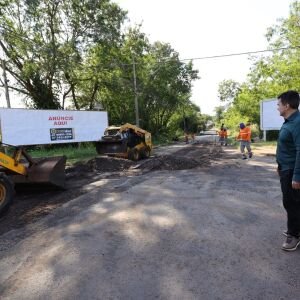 Recuperação asfáltica avança na Rua Frei Antônio em Dourados