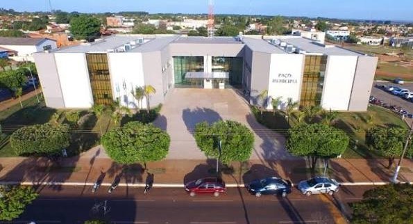 Irregularidades em licitação da Prefeitura de Nova Andradina resultam em multa a ex-prefeito e