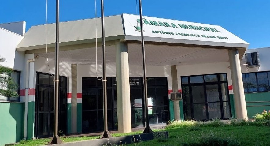 Sessão solene marca celebração do Dia dos Pais em Nova Andradina