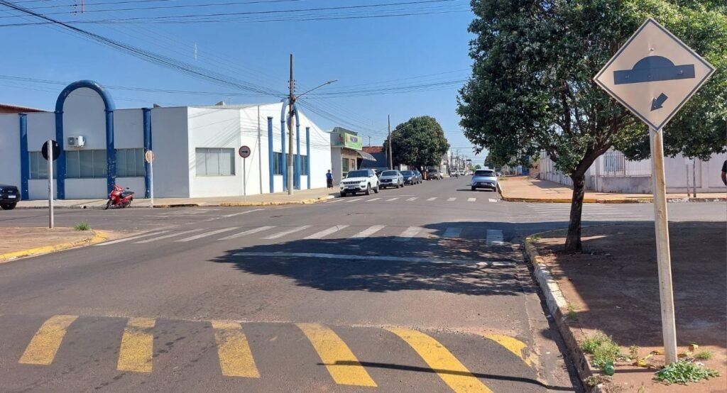 Reparos na drenagem e semáforos em cruzamentos são sugeridos por indicações
