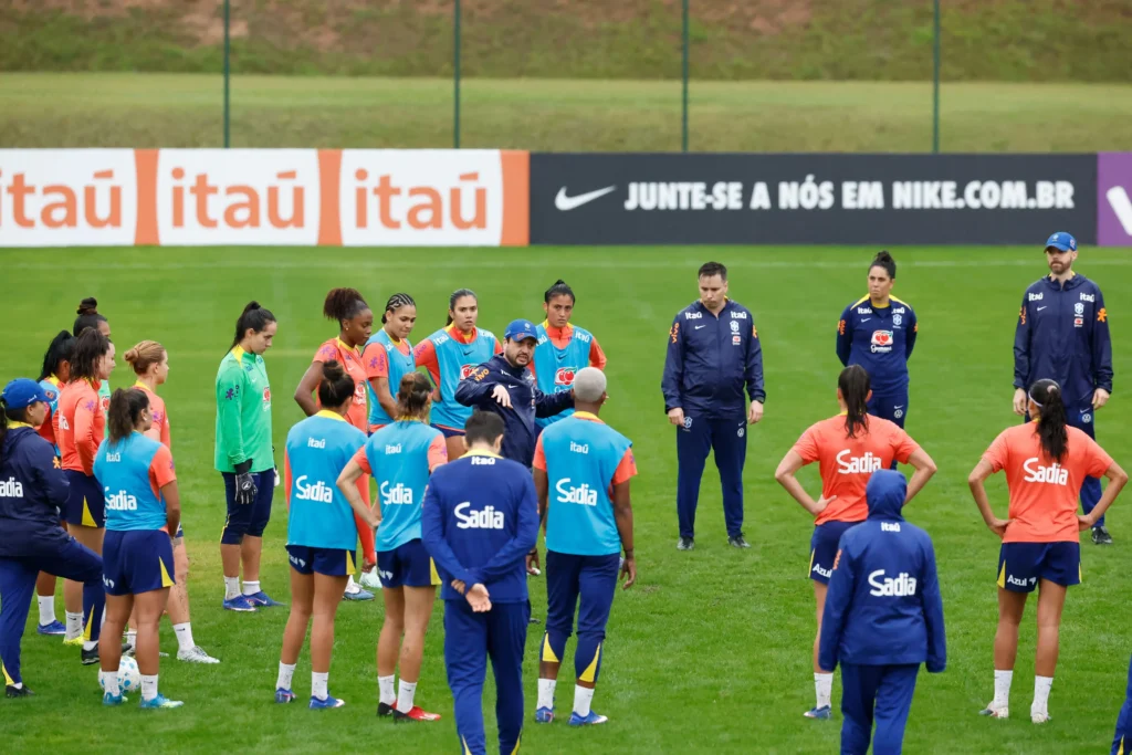 Inscrições abertas para voluntariado na Copa do Mundo Feminina de 2027 no Brasil