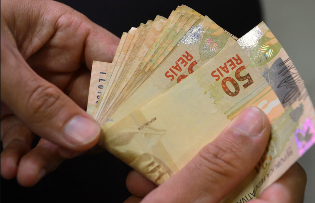 Prazo do Desenrola Brasil é estendido até agosto para renegociação de dívidas