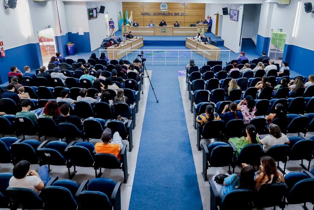 CPI é instaurada para investigar uso de verba destinada ao transporte de estudantes