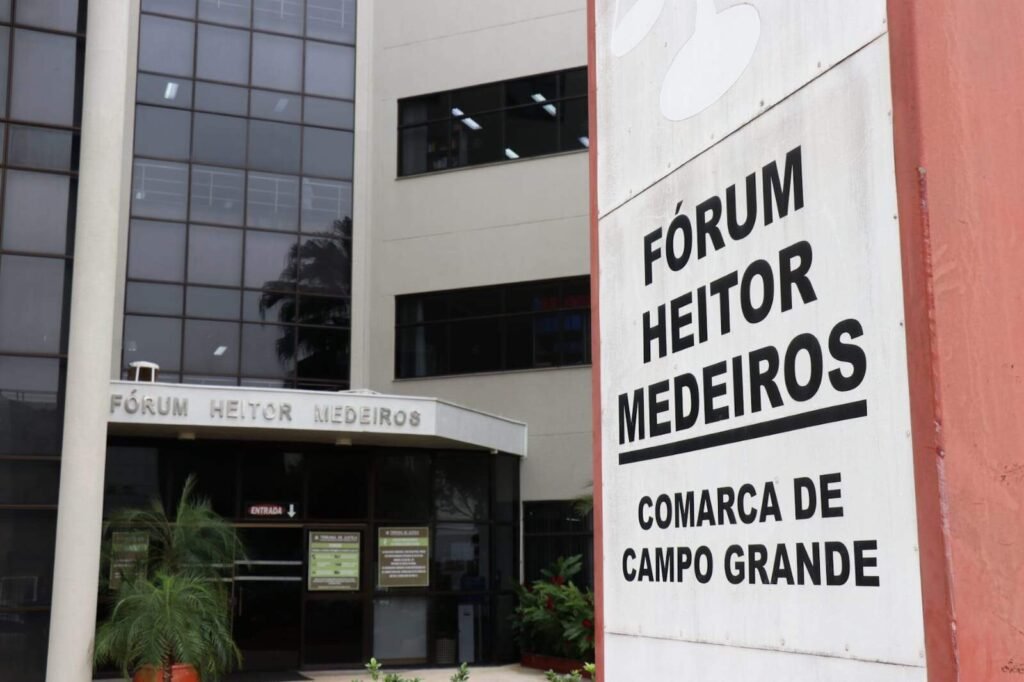Empresário é liberado após agredir mãe e é obrigado a deixar casa