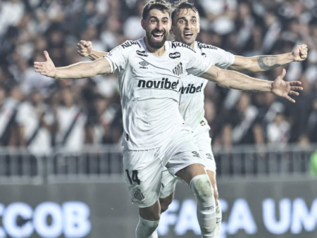 Santos e Atlético-MG triunfam por 3 a 0 em rodada do Campeonato Brasileiro