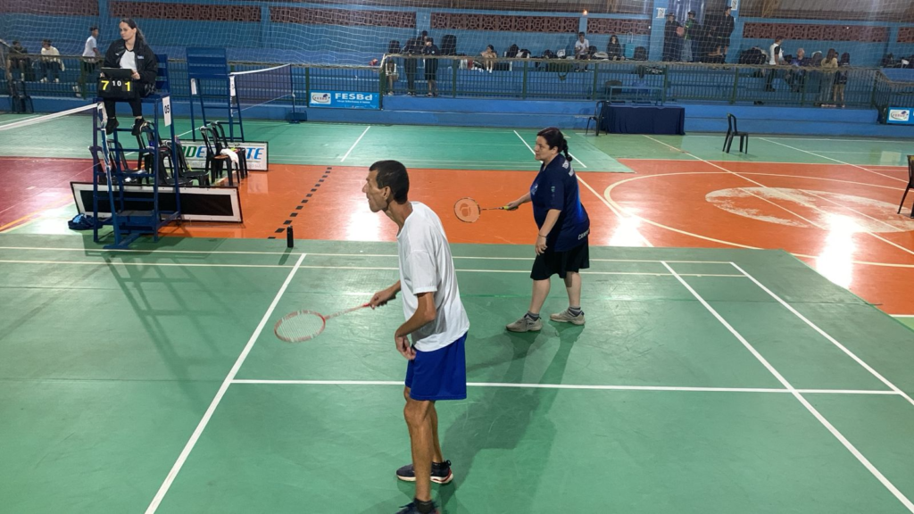 Jean Adriano Rodrigues conquista vaga em competição Nacional de Parabadminton em apenas cinco