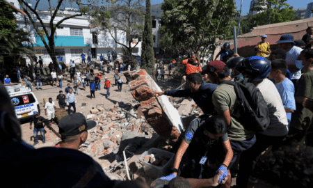 Colômbia considera estado de emergência econômica após terremoto devastador