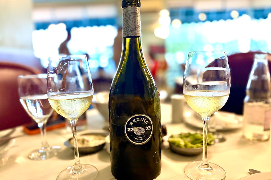 Retsina: o Vinho Resinados que Une Tradição e Gastronomia