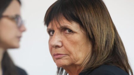 Patricia Bullrich pede retorno do embaixador brasileiro em meio a tensões diplomáticas