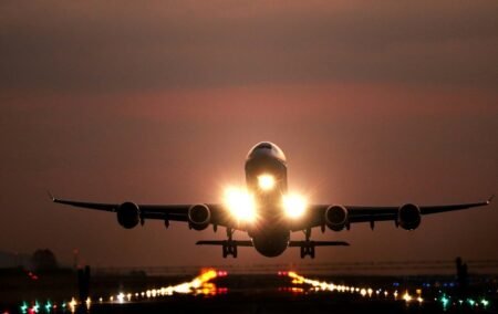 Conflito no Oriente Médio encarece custos das companhias aéreas em R$ 5,2 bilhões