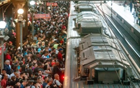Greve da CPTM gera impasse entre trabalhadores e governo de São Paulo