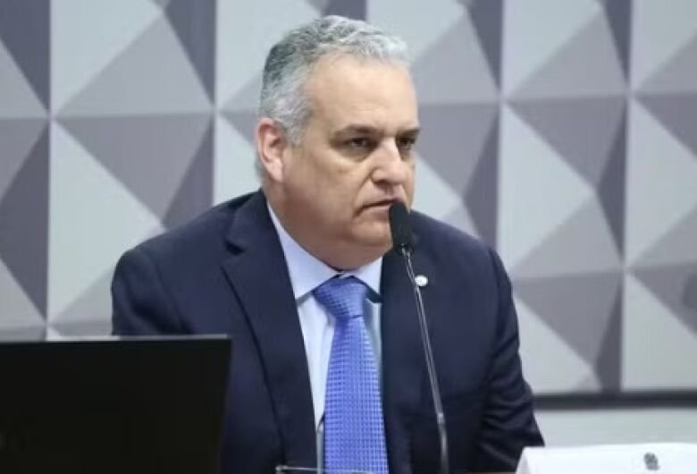 Alfredo Gaspar é escolhido como vice na chapa de Flávio Bolsonaro pelo PL