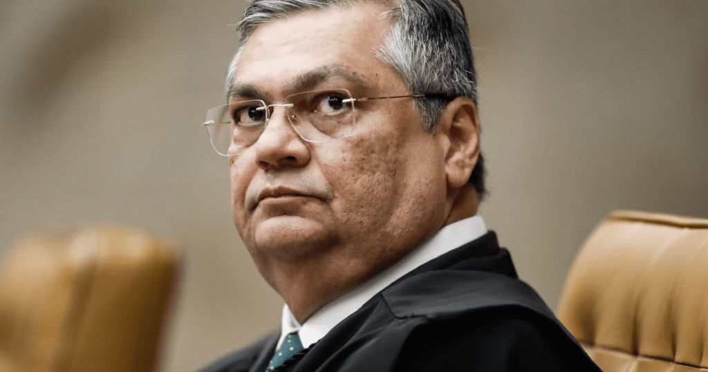 Flávio Dino solicita investigação da PF sobre emendas parlamentares