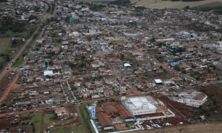 Desastres naturais: tornado provoca desalojamento em Piraí do Sul, no Paraná