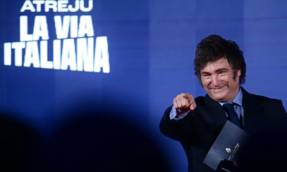 Javier Milei confirma candidatura à reeleição em 2027 e guarda segredo sobre vice