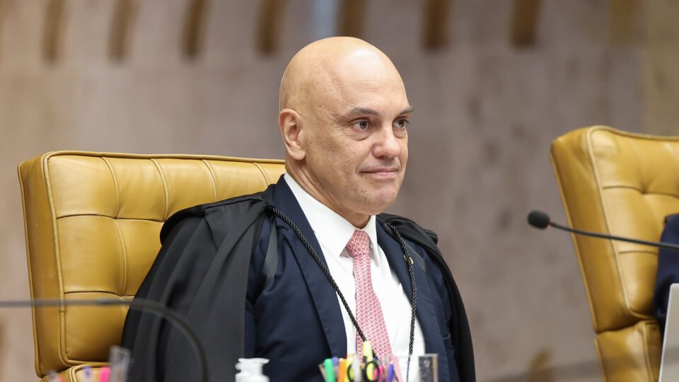 AGU solicita arquivamento de ação da Rumble e Trump Media contra Moraes