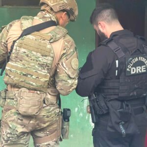 Polícia Federal realiza operação contra comércio ilegal de armas em MS
